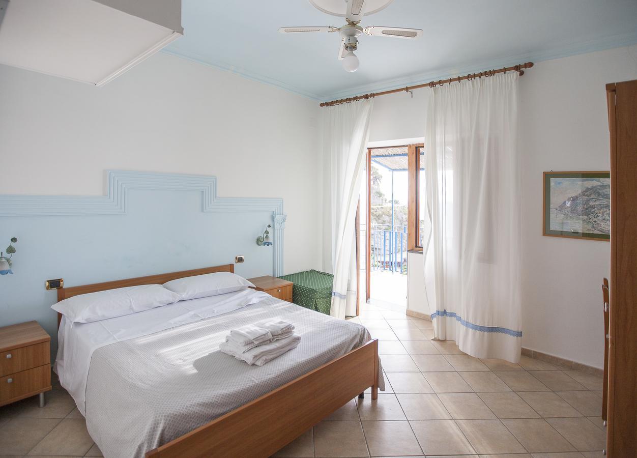 Oasi Relais Bed & Breakfast Vico Equense Eksteriør bilde